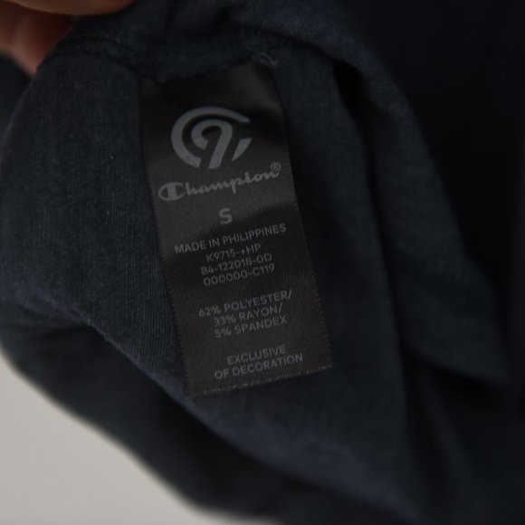 Champion T-shirt Size Small - Picture 4 of 4